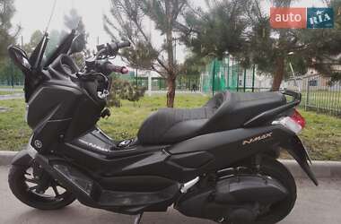 Максі-скутер Yamaha NMax 2017 в Лохвиці