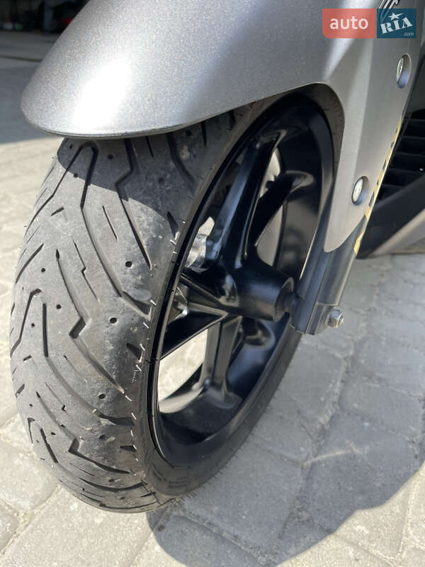 Макси-скутер Yamaha NMax 2017 в Березному