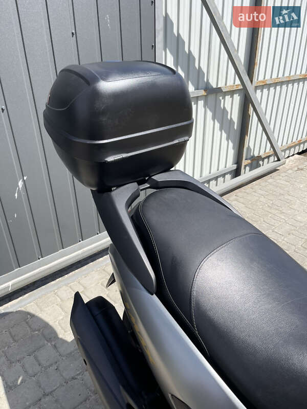 Макси-скутер Yamaha NMax 2017 в Березному