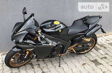 Спортбайк Yamaha R1 2014 в 