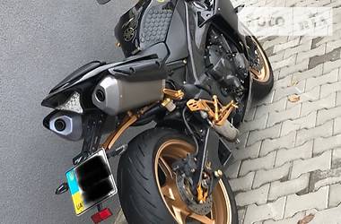 Спортбайк Yamaha R1 2014 в 