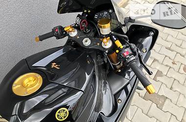 Спортбайк Yamaha R1 2014 в 