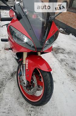 Спортбайк Yamaha R1 2001 в Полтаве