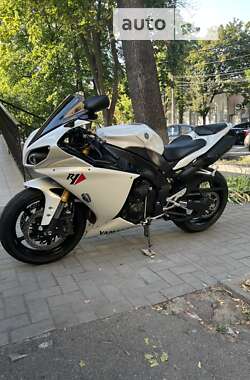 Спортбайк Yamaha R1 2011 в Миколаєві