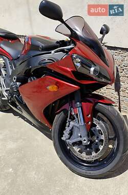 Спортбайк Yamaha R1 2007 в 