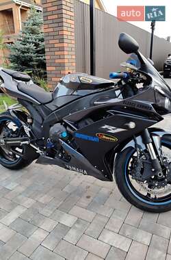 Спортбайк Yamaha R1 2007 в Белогородке