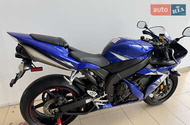 Спортбайк Yamaha R1 2004 в 