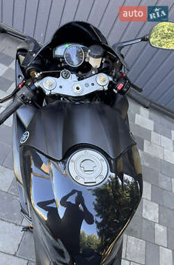 Спортбайк Yamaha R1 2004 в 