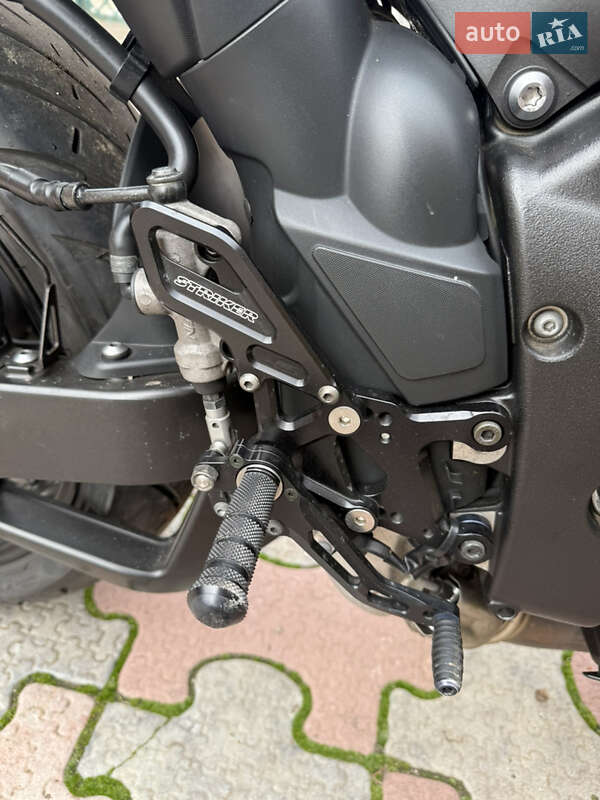Спортбайк Yamaha R1 2009 в Зіньківі фото 18 Спортбайк Yamaha R1 2009 в Зіньківі