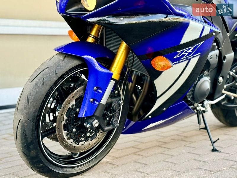 Спортбайк Yamaha R1 2012 в Ровно