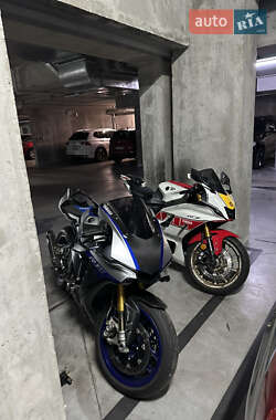 Спортбайк Yamaha R1M 2018 в Киеве