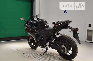 Спортбайк Yamaha R3 2015 в 