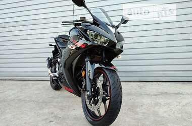 Спортбайк Yamaha R3 2015 в 