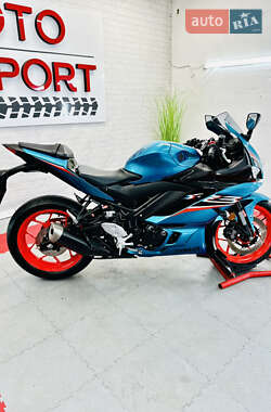 Спортбайк Yamaha R3 2019 в 