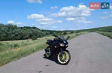 Спортбайк Yamaha R3 2015 в Виннице