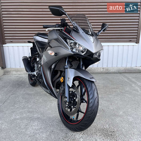 Спортбайк Yamaha R3 2017 в 
