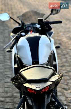 Спортбайк Yamaha R3 2017 в 