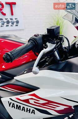 Спортбайк Yamaha R3 2015 в 