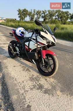 Спортбайк Yamaha R3 2016 в 