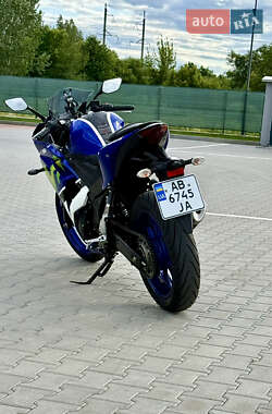 Спортбайк Yamaha R3 2015 в 