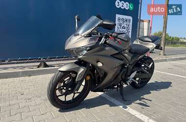 Мотоцикл Спорт-туризм Yamaha R3 2017 в 