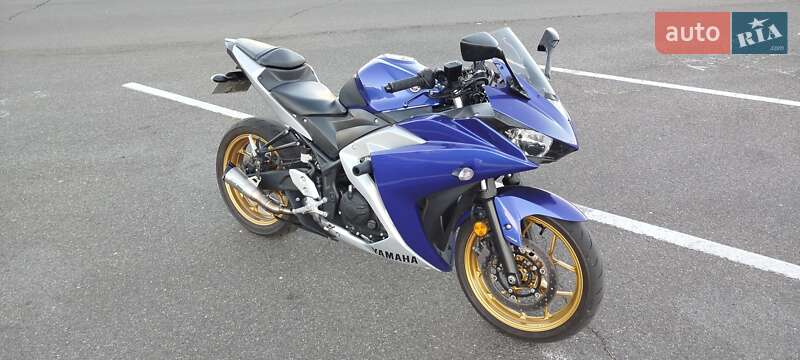 Спортбайк Yamaha R3 2017 в 