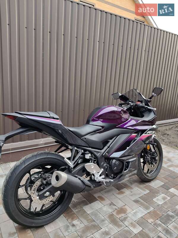 Спортбайк Yamaha R3 2024 в Білогородці