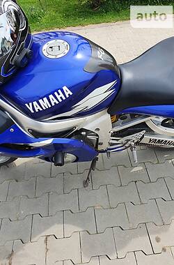 Спортбайк Yamaha R6 2001 в Ходорове