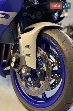 Спортбайк Yamaha R6 2020 в 