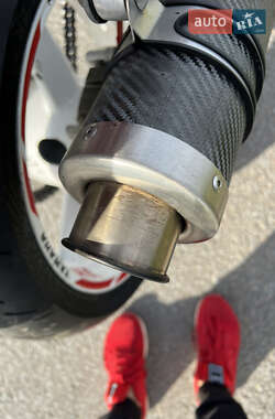 Спортбайк Yamaha R6 2002 в 