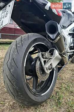 Спортбайк Yamaha R6 2000 в 