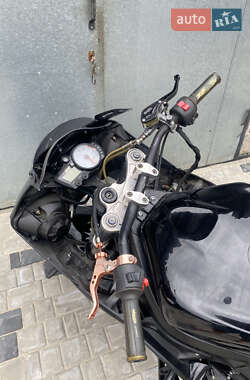 Спортбайк Yamaha R6 2005 в 