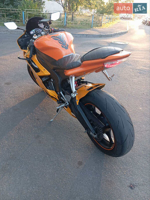 Спортбайк Yamaha R6 2006 в Києві фото 3 Спортбайк Yamaha R6 2006 в Києві