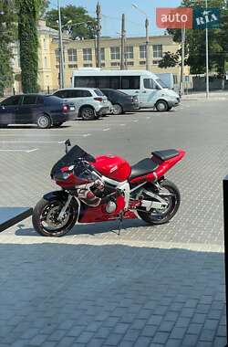 Спортбайк Yamaha R6 2001 в 