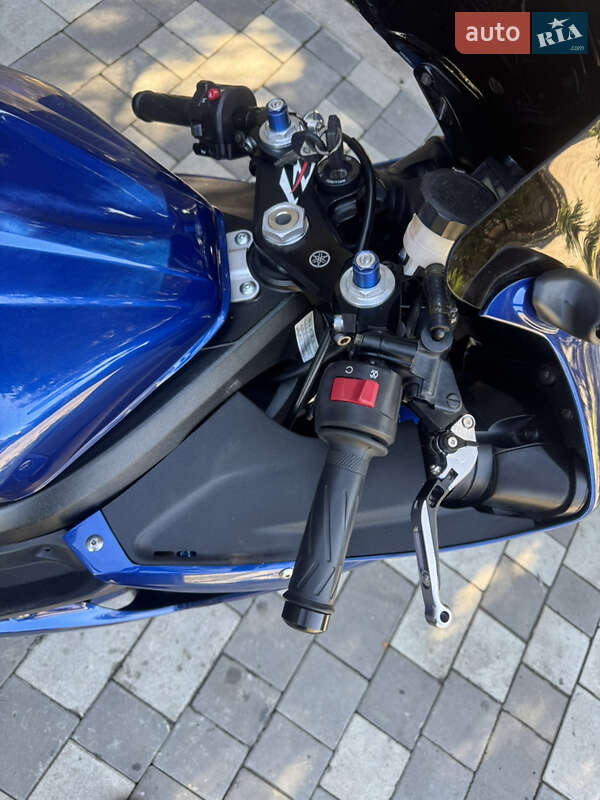 Спортбайк Yamaha R6 2004 в Новомосковську фото 11 Спортбайк Yamaha R6 2004 в Новомосковську