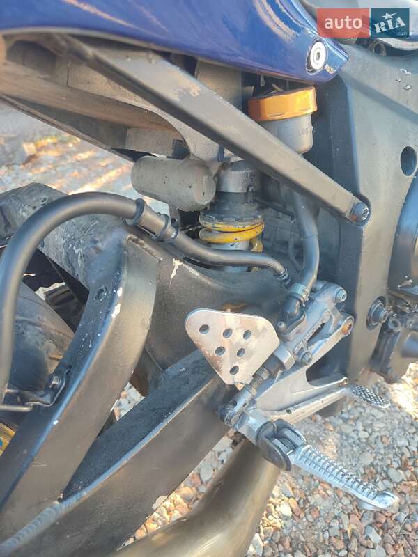 Спортбайк Yamaha R6 2003 в Кривом Роге