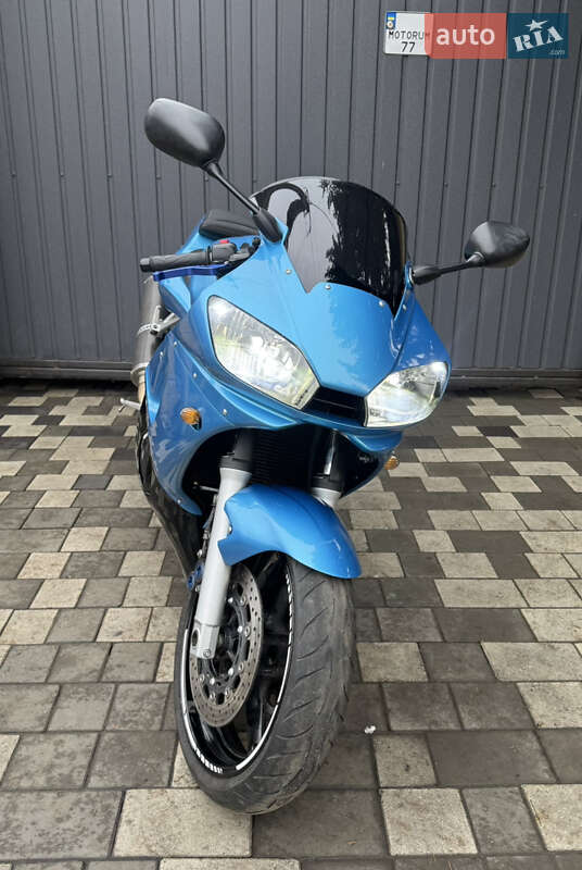 Спортбайк Yamaha R6 2001 в Днепре фото 11 Спортбайк Yamaha R6 2001 в Днепре