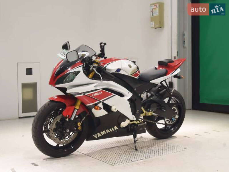 Спортбайк Yamaha R6 2012 в Одессе