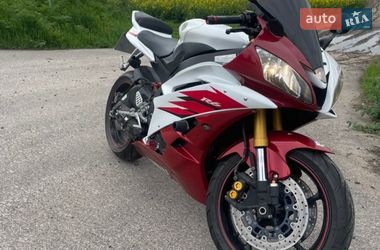 Спортбайк Yamaha R6 2006 в Виннице