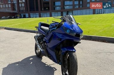 Спортбайк Yamaha R6 2001 в Дніпрі