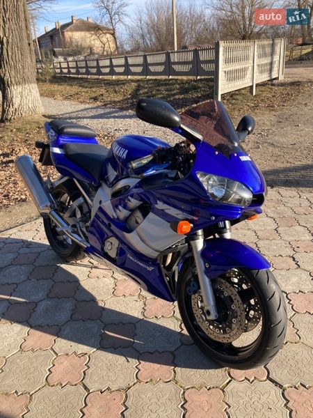 Спортбайк Yamaha R6 2001 в Виннице