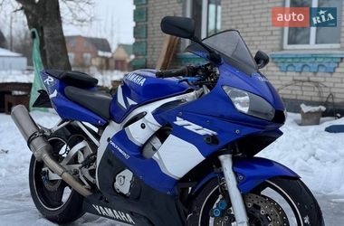 Спортбайк Yamaha R6 2002 в Виннице