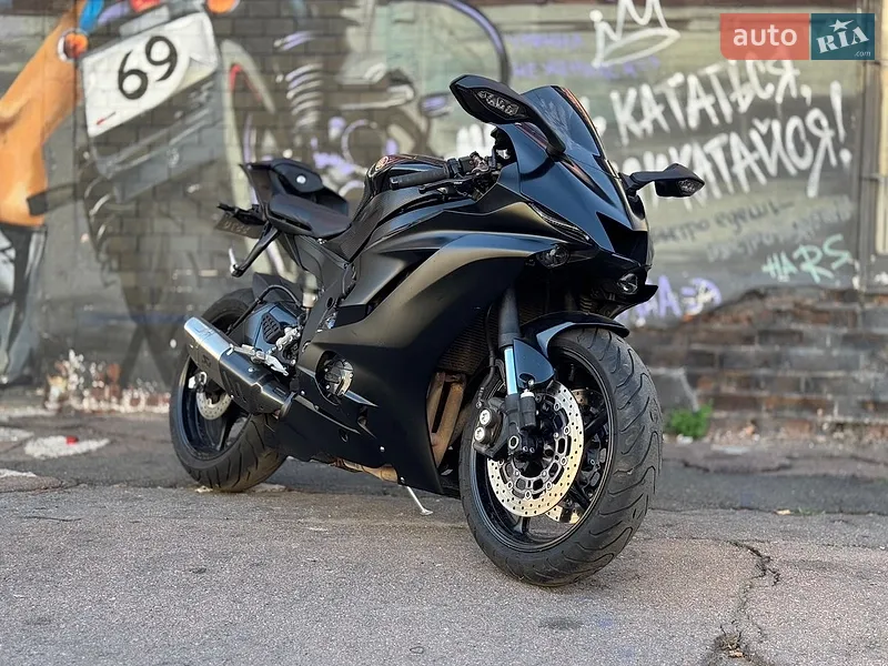 Yamaha R6 2006