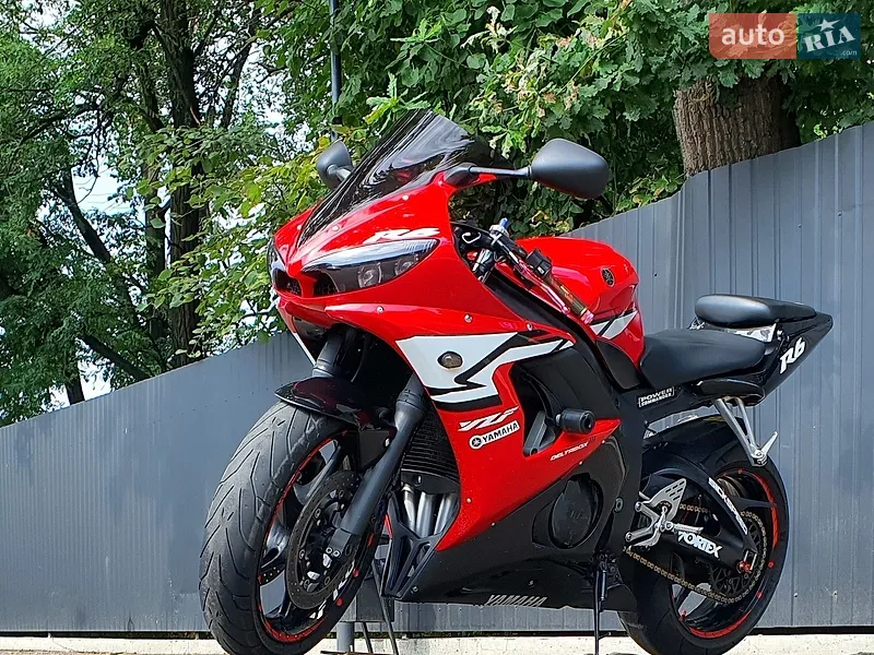 Yamaha R6 2004