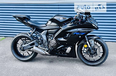 Спортбайк Yamaha R7 2023 в Киеве