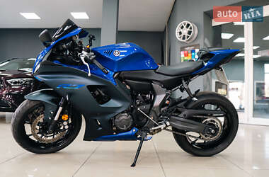 Спортбайк Yamaha R7 2021 в Киеве