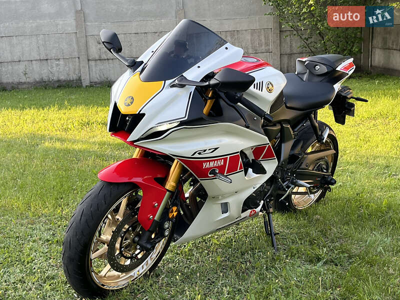 Спортбайк Yamaha R7 2023 в Дніпрі