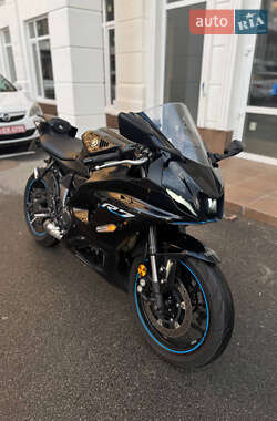 Спортбайк Yamaha R7 2022 в Киеве
