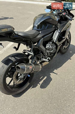 Спортбайк Yamaha R7 2022 в 