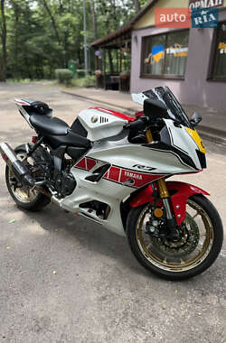 Спортбайк Yamaha R7 2024 в Києві